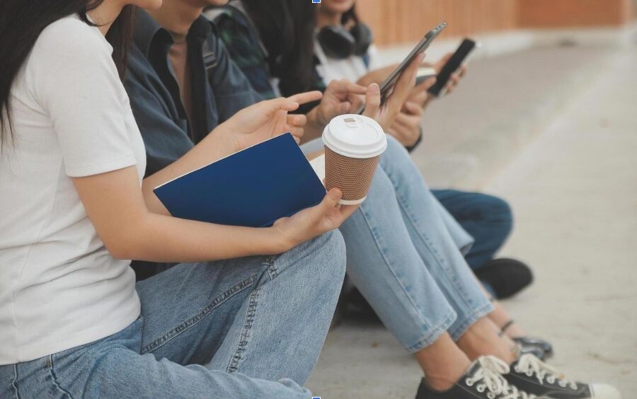 2026 autorite foto Noored ja sotsiaalmeedia